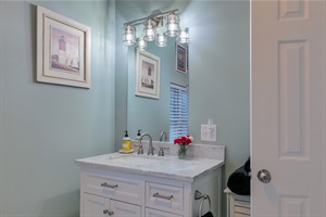 Bathroom sink and mirror
