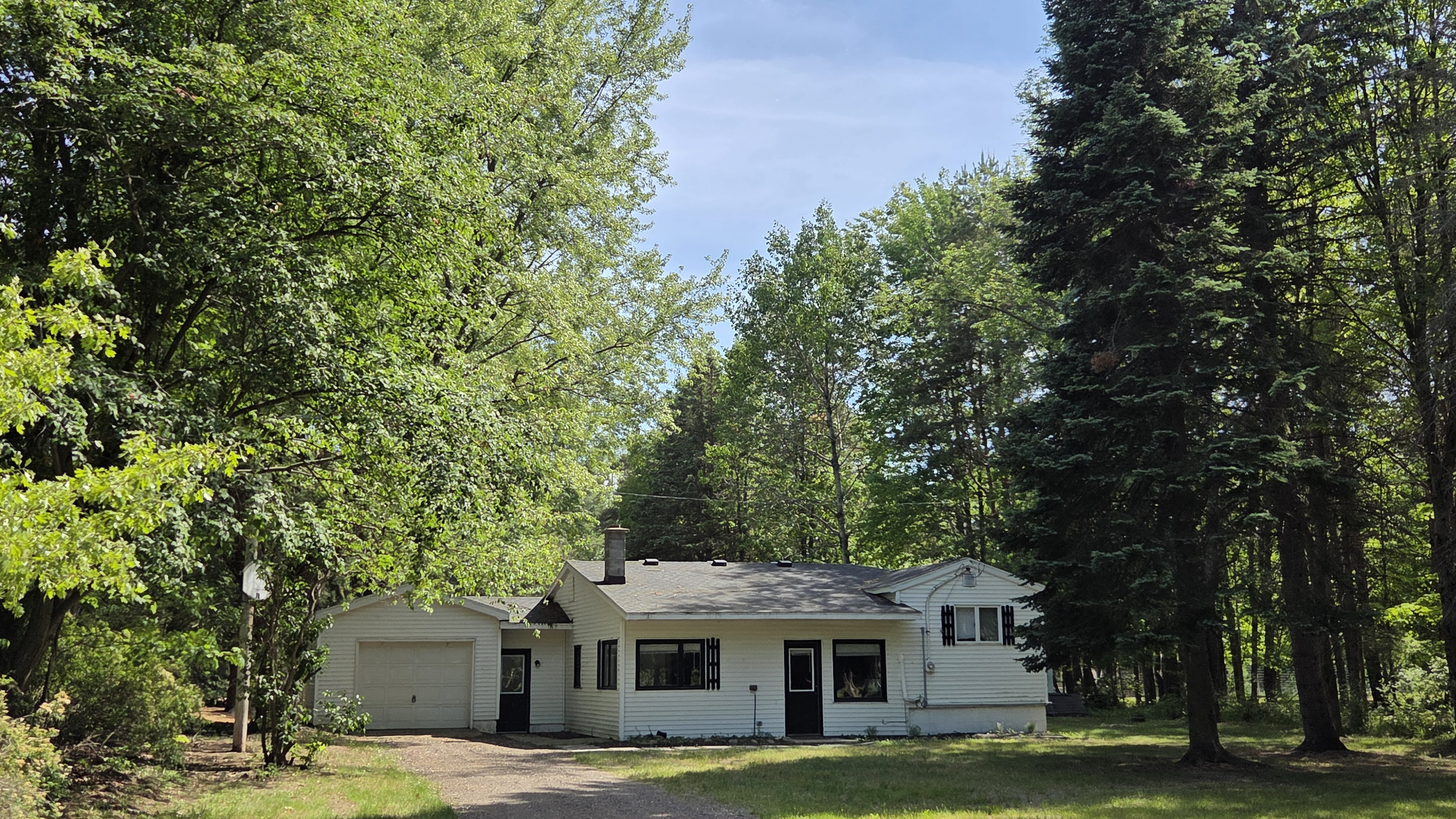 View of the house from the road