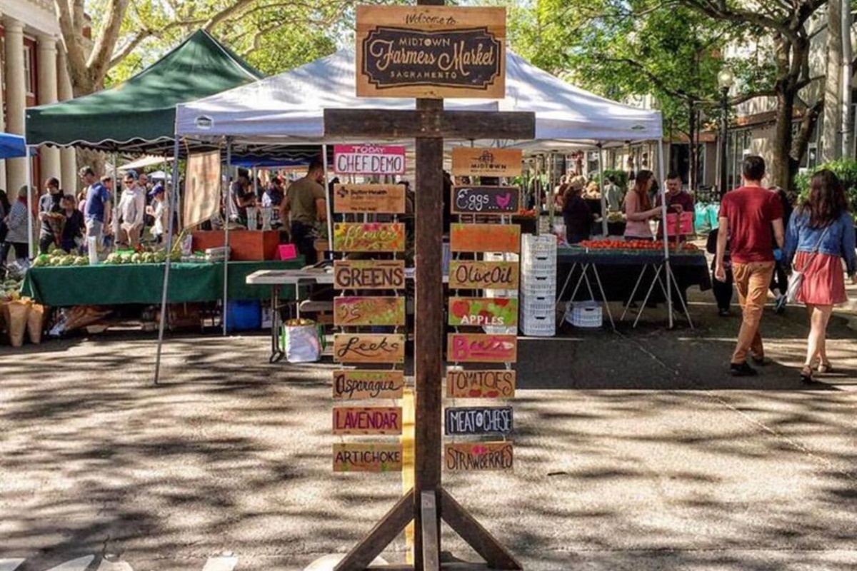 Sacramento Farmers Market - every Saturday in Midtown for fresh produce and local treats