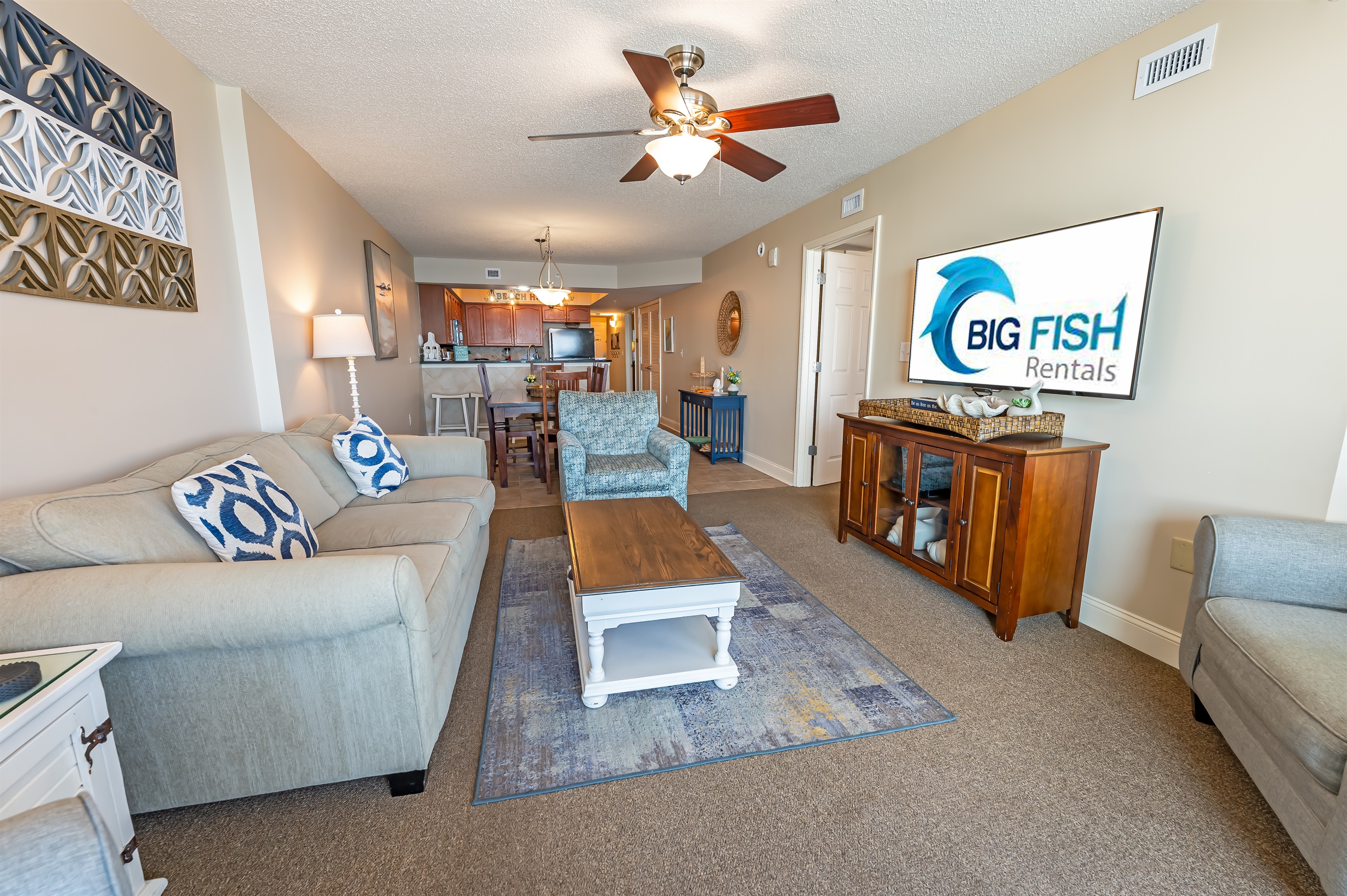 Newest Bahama Sands, Direct Oceanfront View, Pools 3