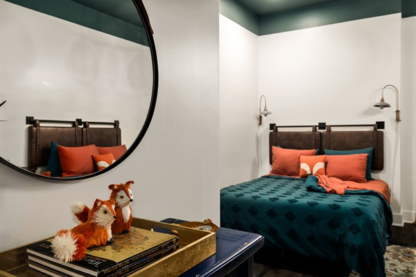 Late night reading? No problem.