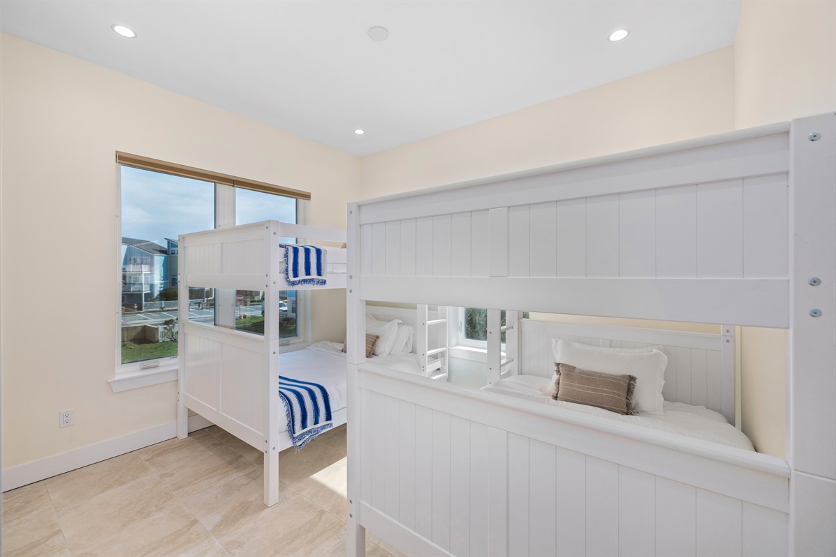 Spacious bunk room with ensuite bathroom