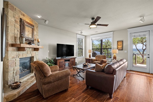 Family Room with Fireplace and Cozy Seating