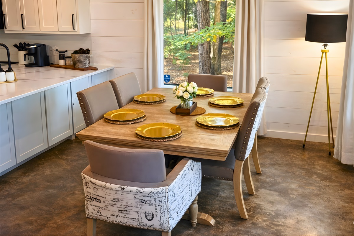 Mealtime comfort with a view. Enjoy your food as much as the serene outdoors