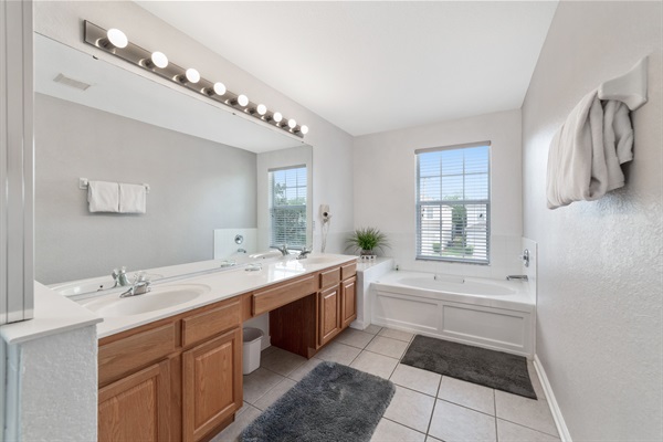 Master Ensuit Bathroom