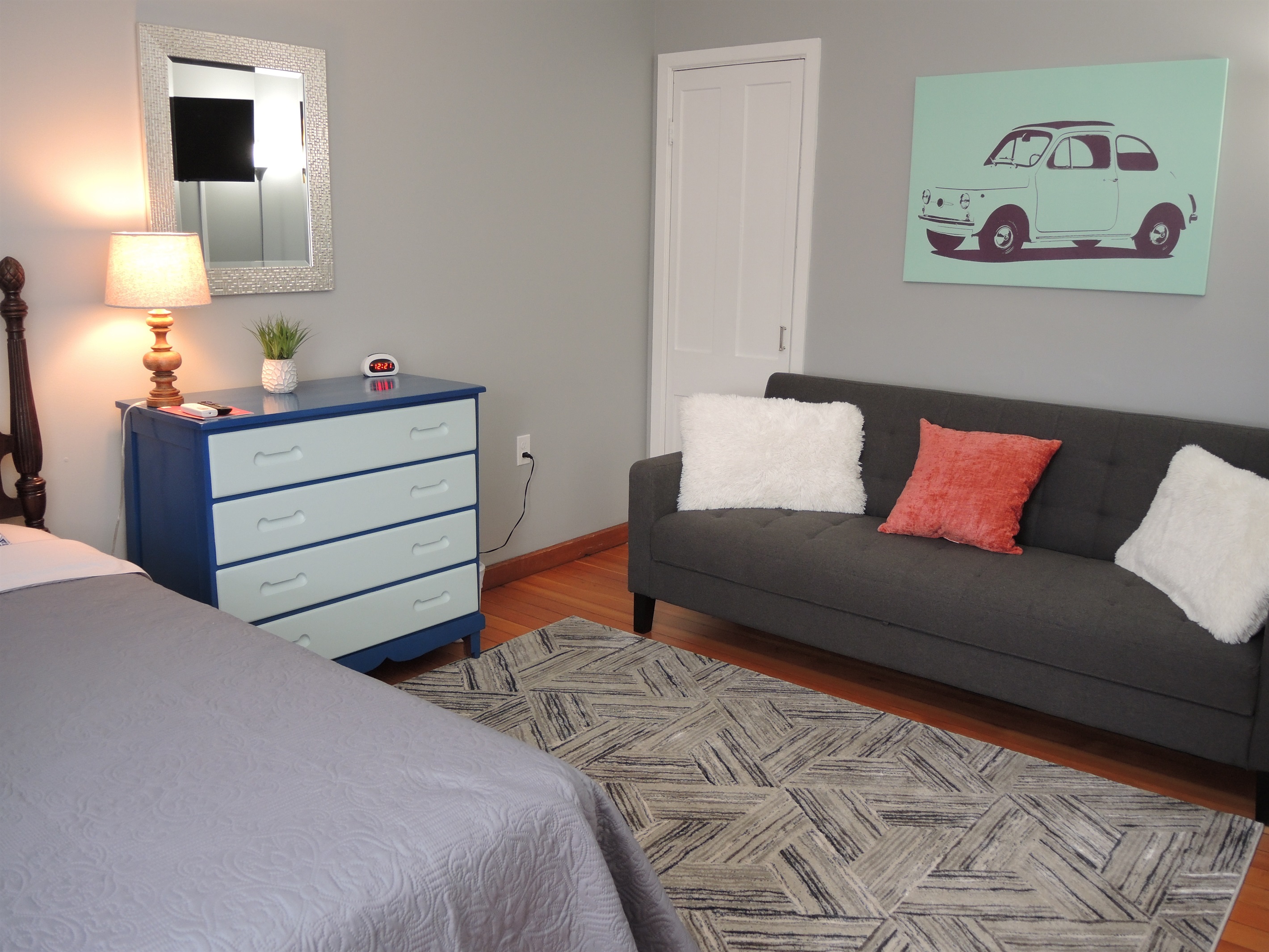2nd floor Twin bedroom