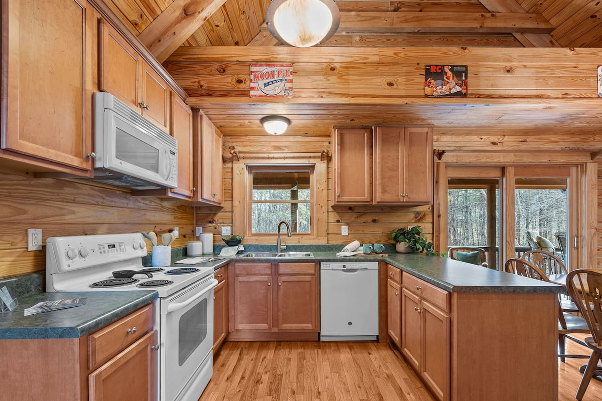 Kitchen area - fully stocked
