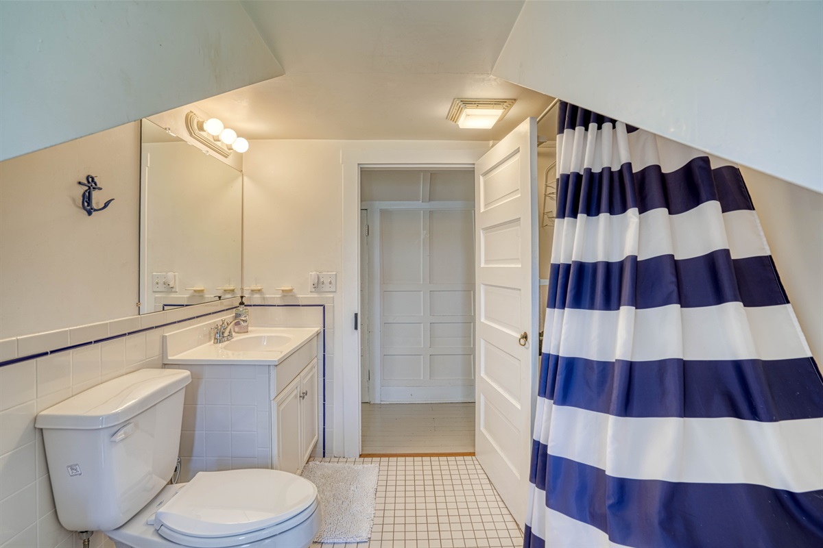 Upstairs Bath