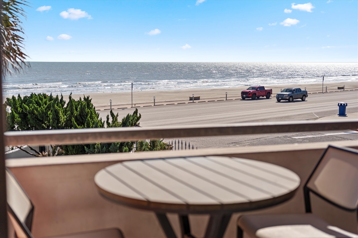 d220b45befe24432bd72d621a24ba74c Large | Beachhouse | Texas | TX | Vacation Homes | Galveston | Crystal Beach | Kokomo | Breezy Days | Beachfront Elegance | Sunrise Serenity | Southern Sands Property Management, LLC