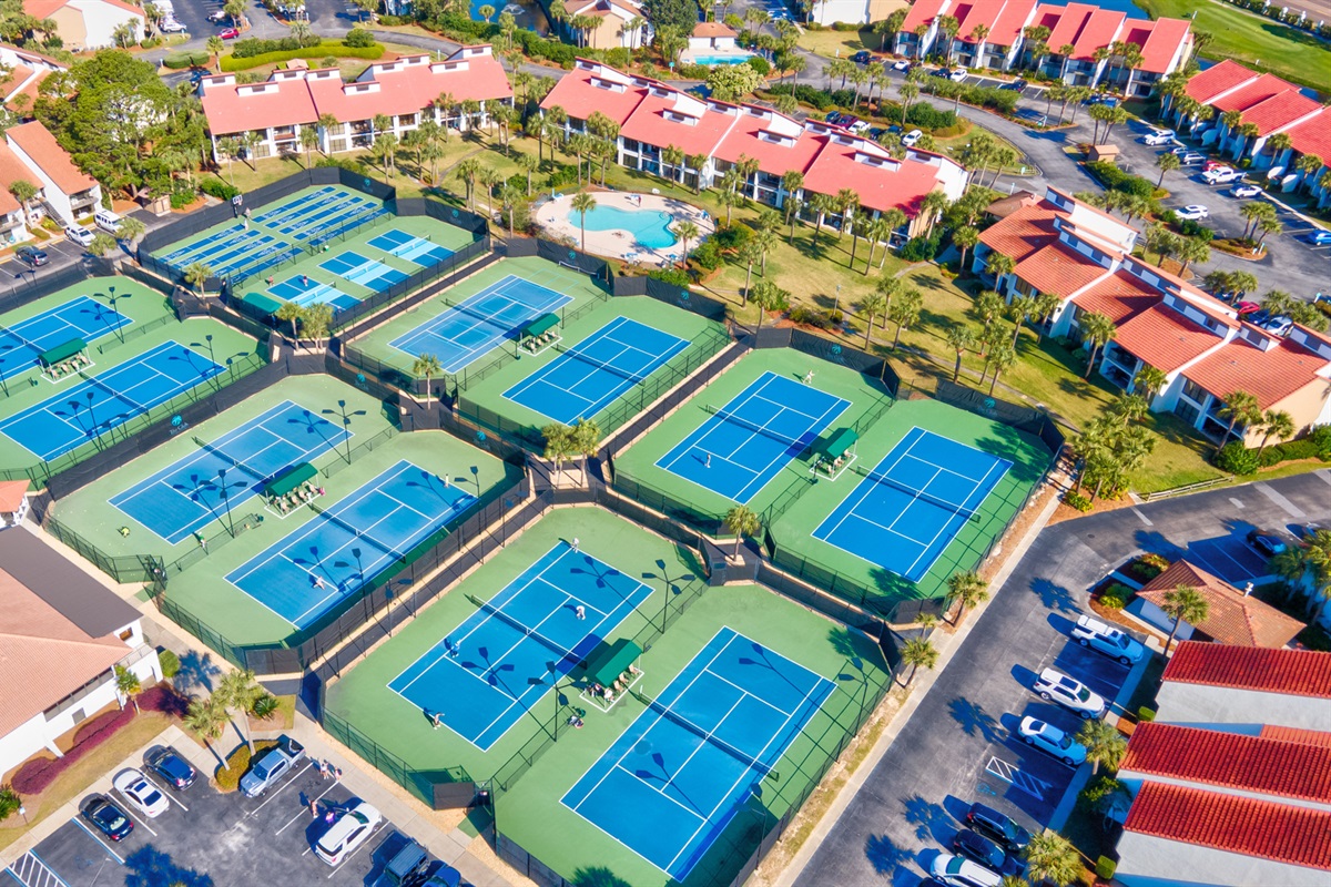 Resort Tennis Courts