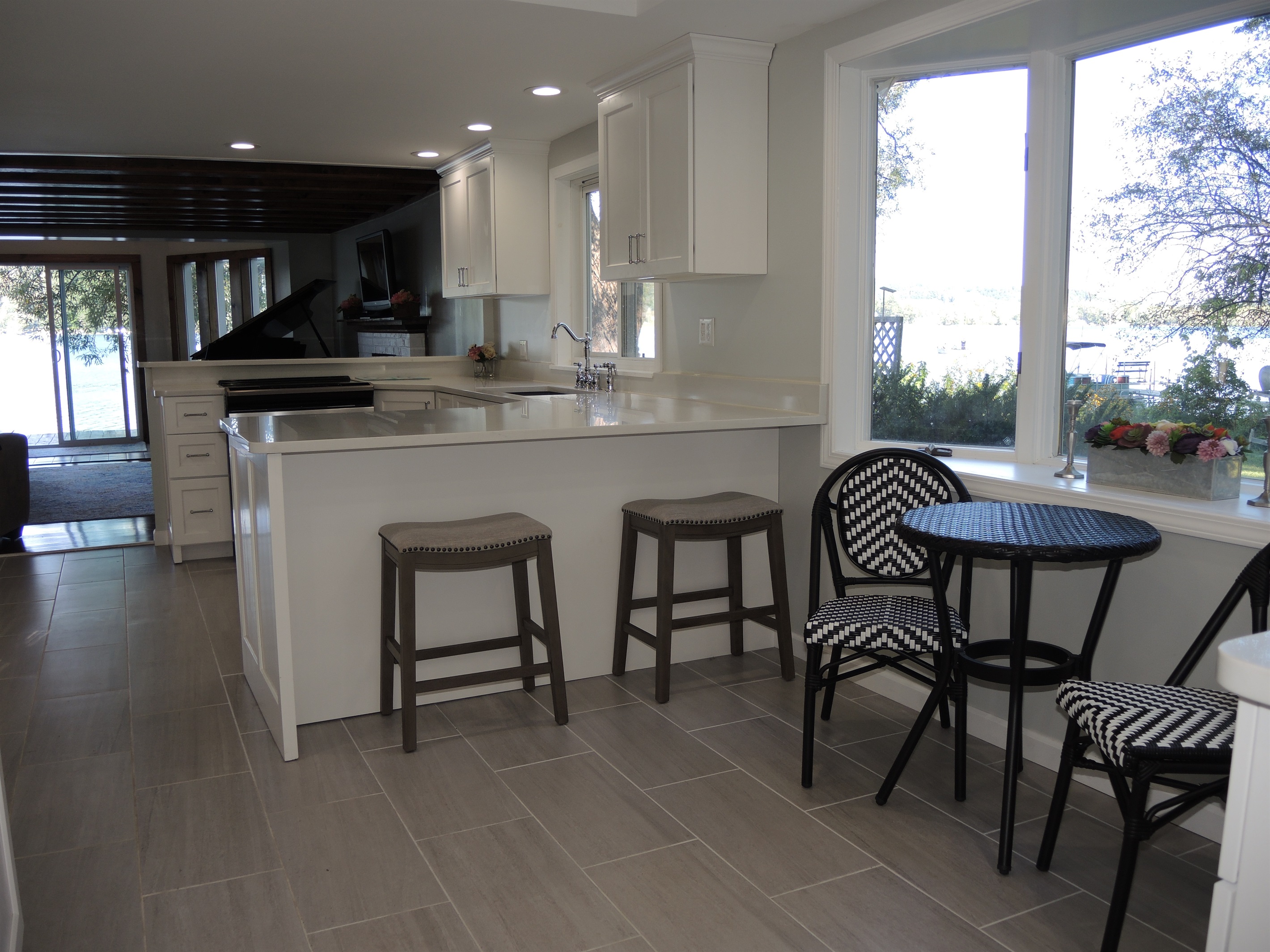 Recently renovated eat- in kitchen