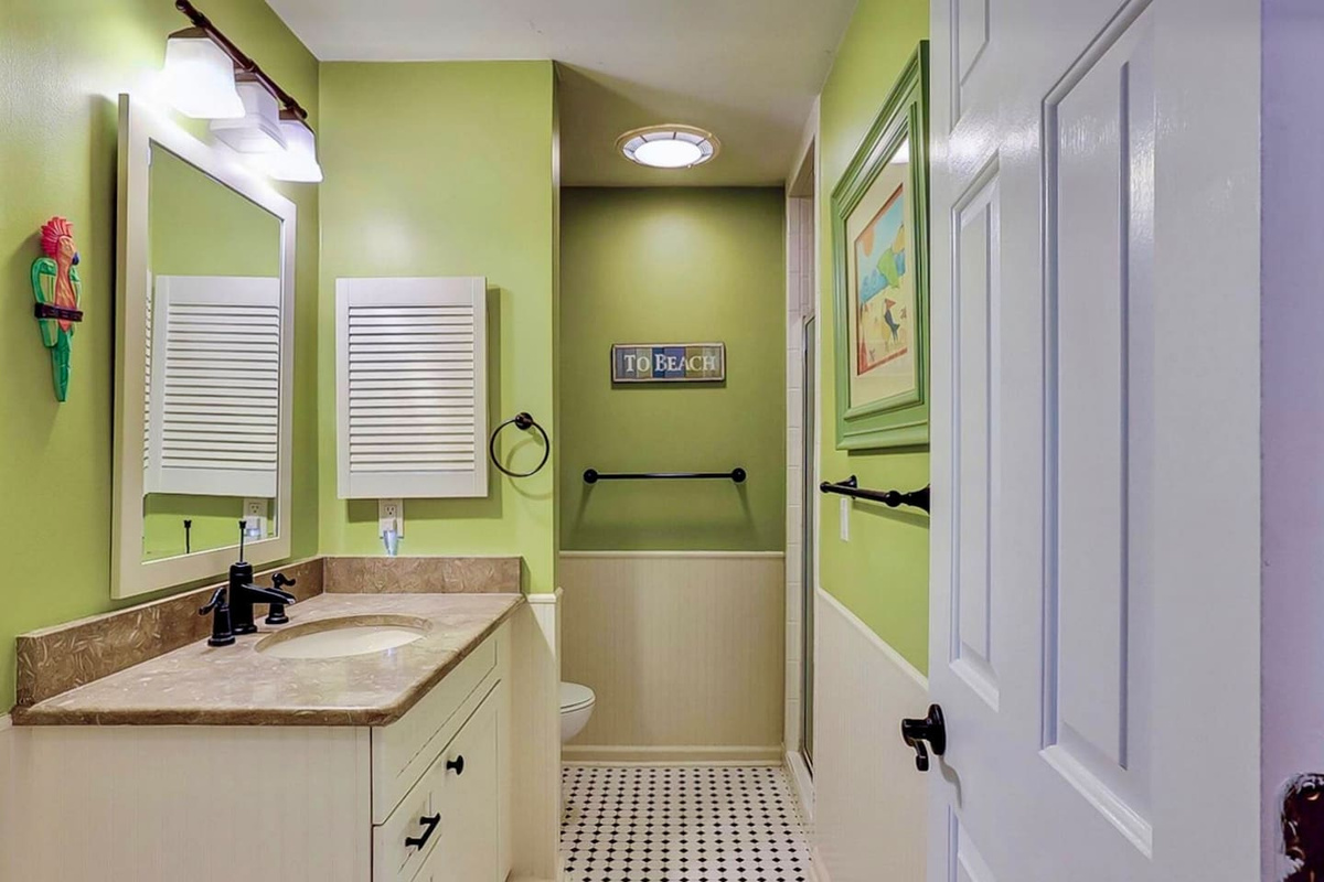 Second bathroom