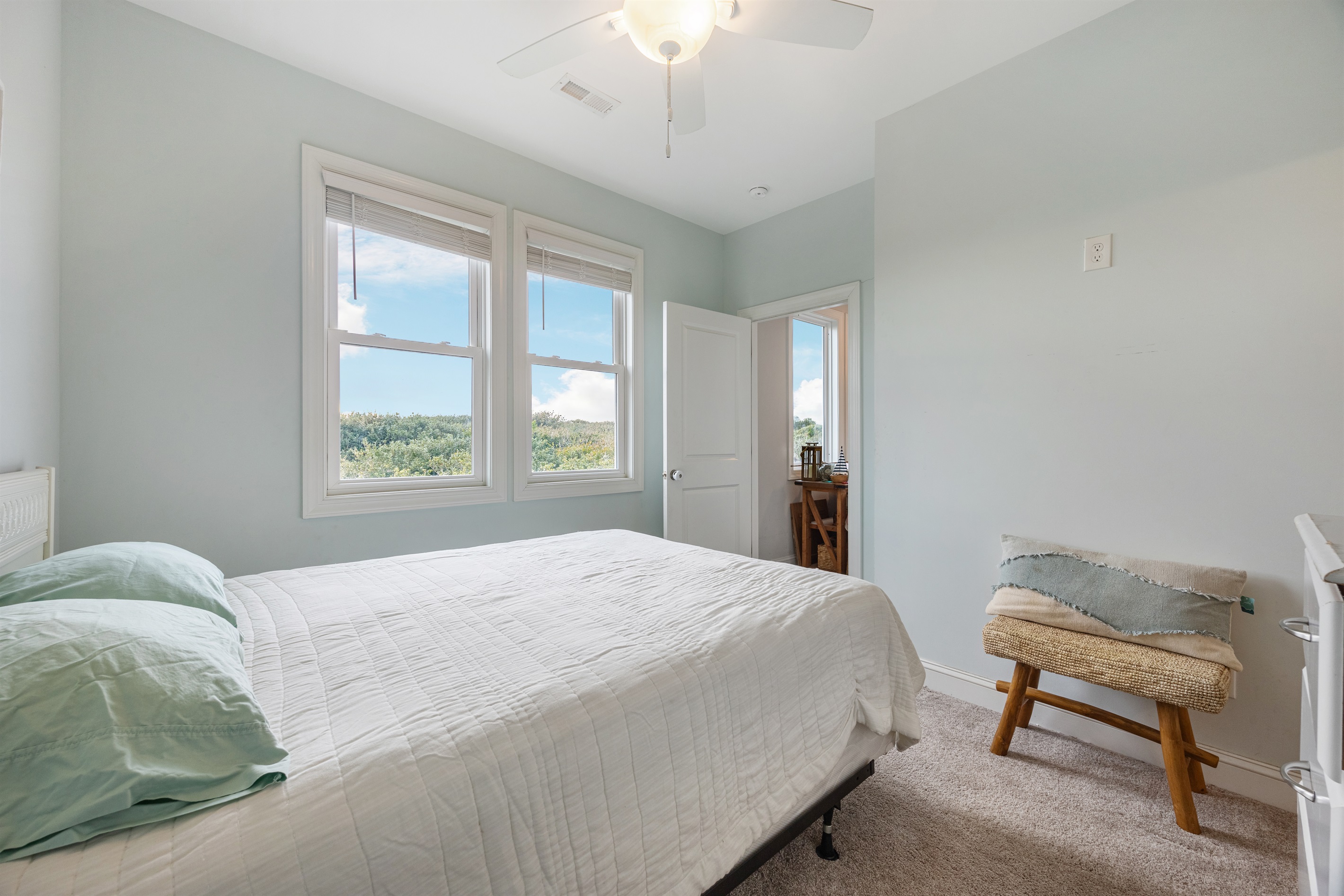 Rest easy on a comfortable queen bed