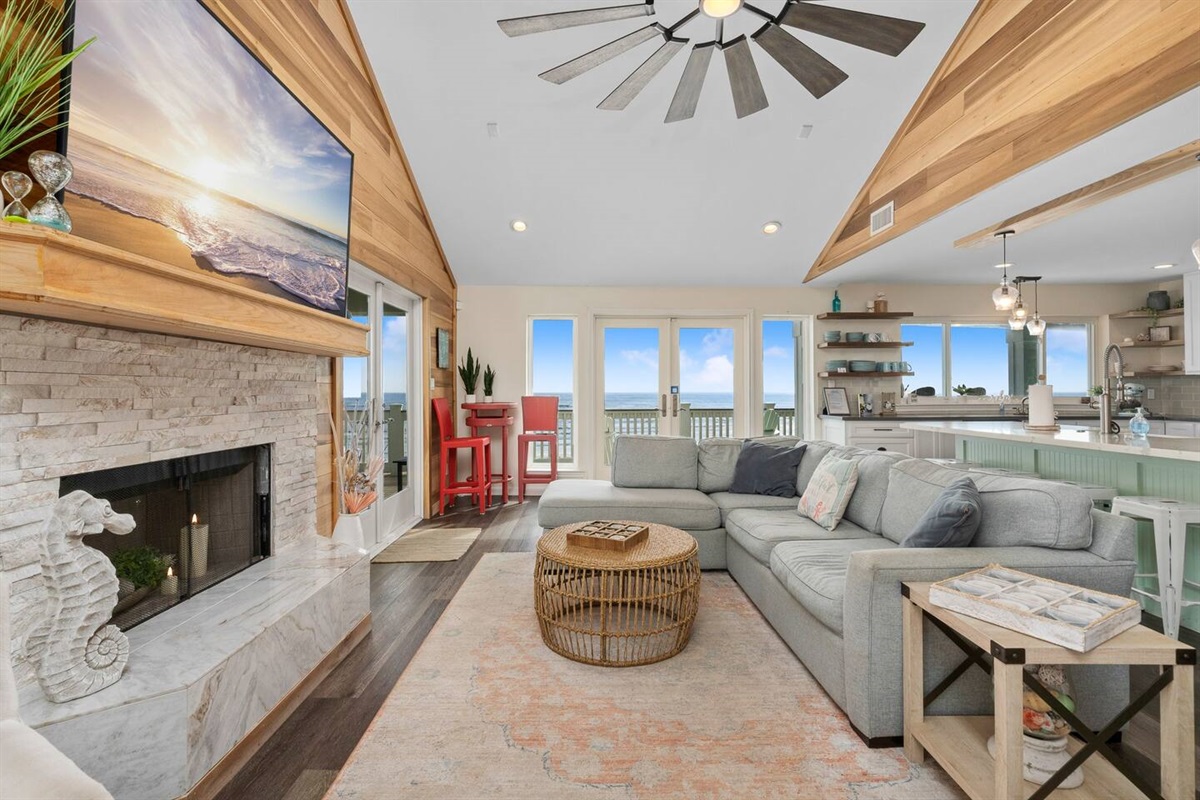 d24f7f0b486d4399b5e04340d05a38f3 Large | Beachhouse | Texas | TX | Vacation Homes | Galveston | Crystal Beach | Kokomo | Breezy Days | Beachfront Elegance | Sunrise Serenity | Southern Sands Property Management, LLC