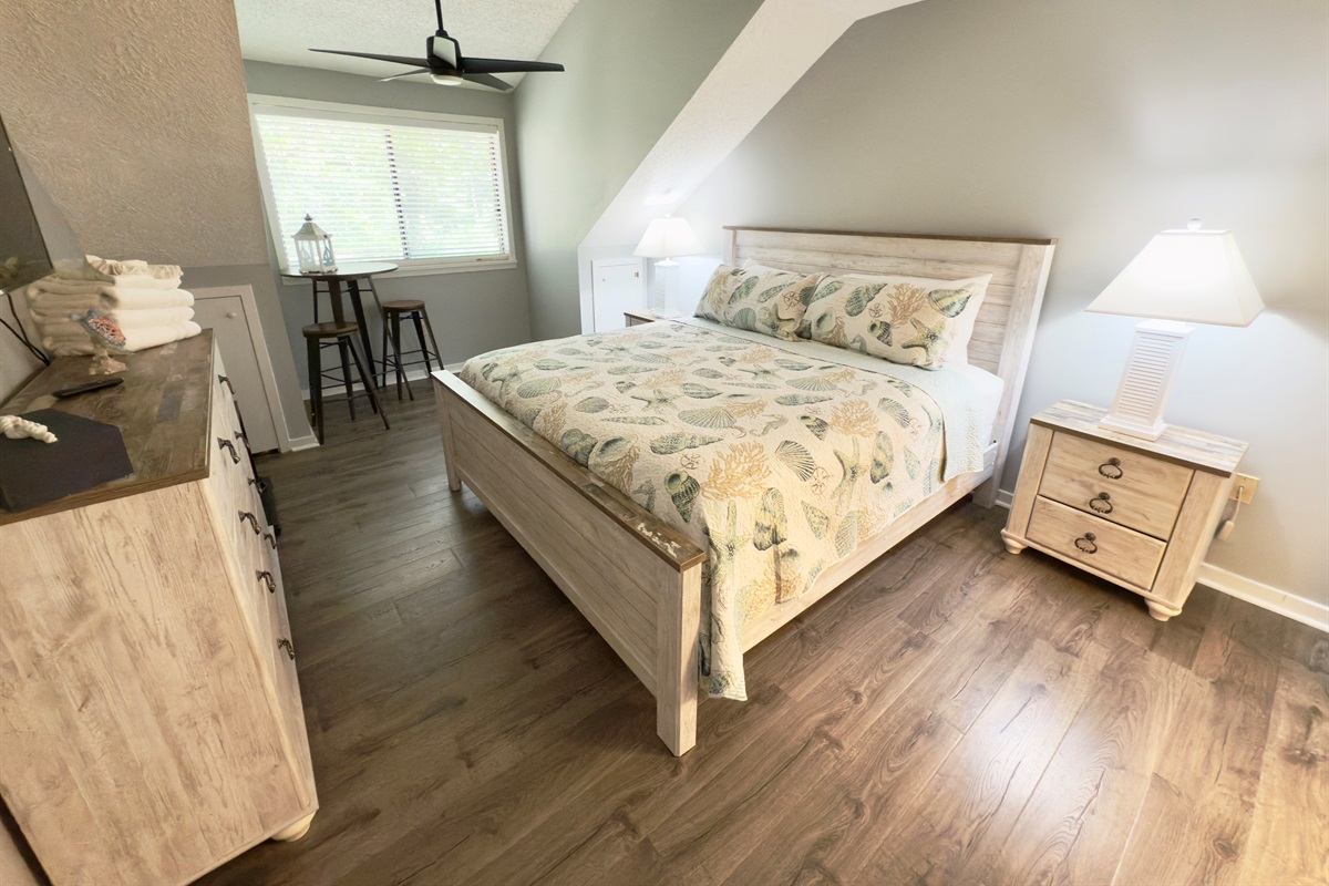 King In Main Bedroom