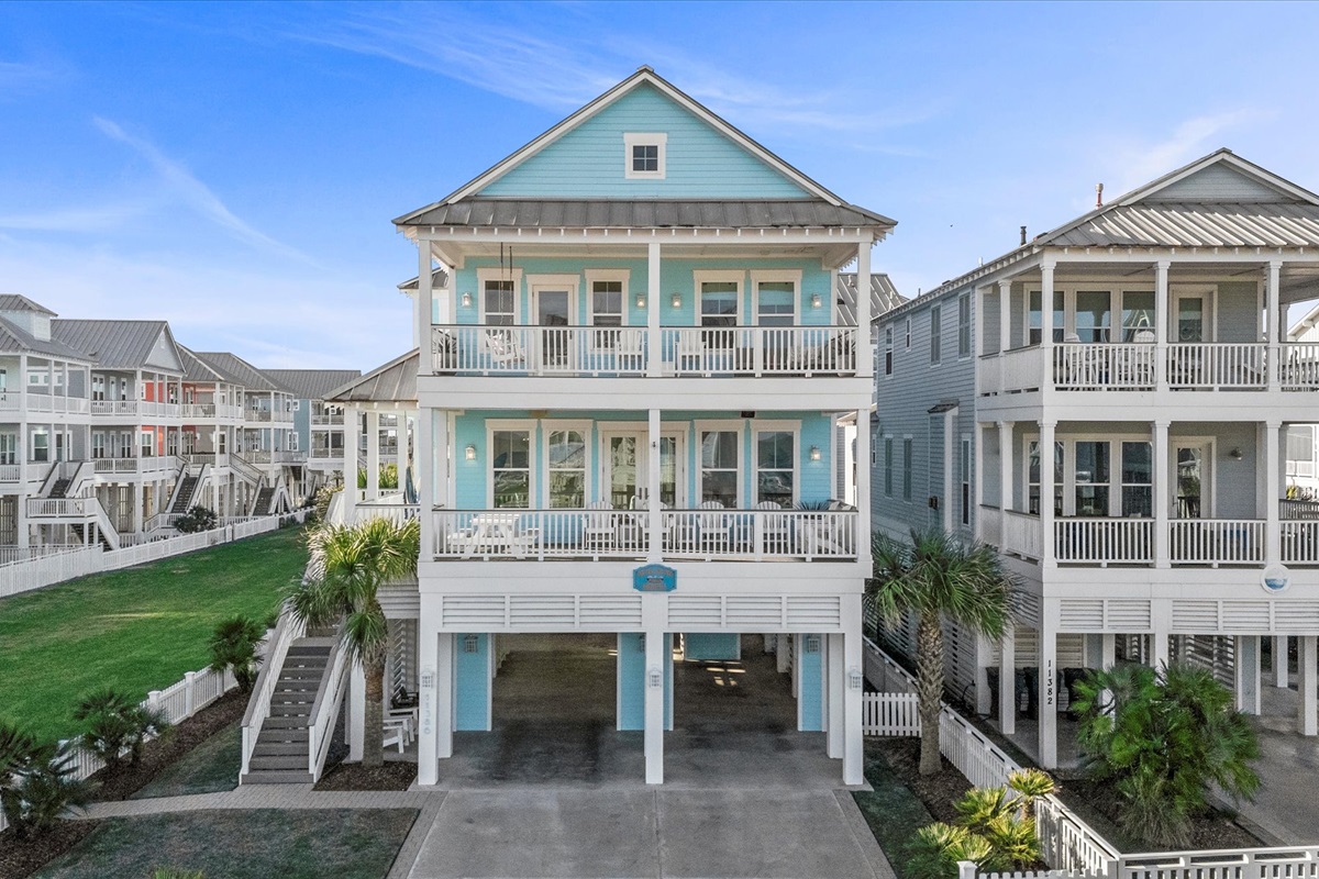 d2572ba469724929ad185ce332f2e5a1 Large | Beachhouse | Texas | TX | Vacation Homes | Galveston | Crystal Beach | Kokomo | Breezy Days | Beachfront Elegance | Sunrise Serenity | Southern Sands Property Management, LLC