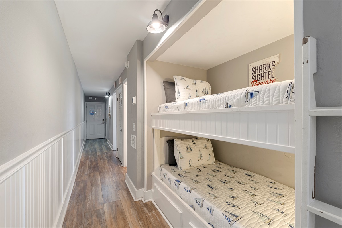 Bunk Nook