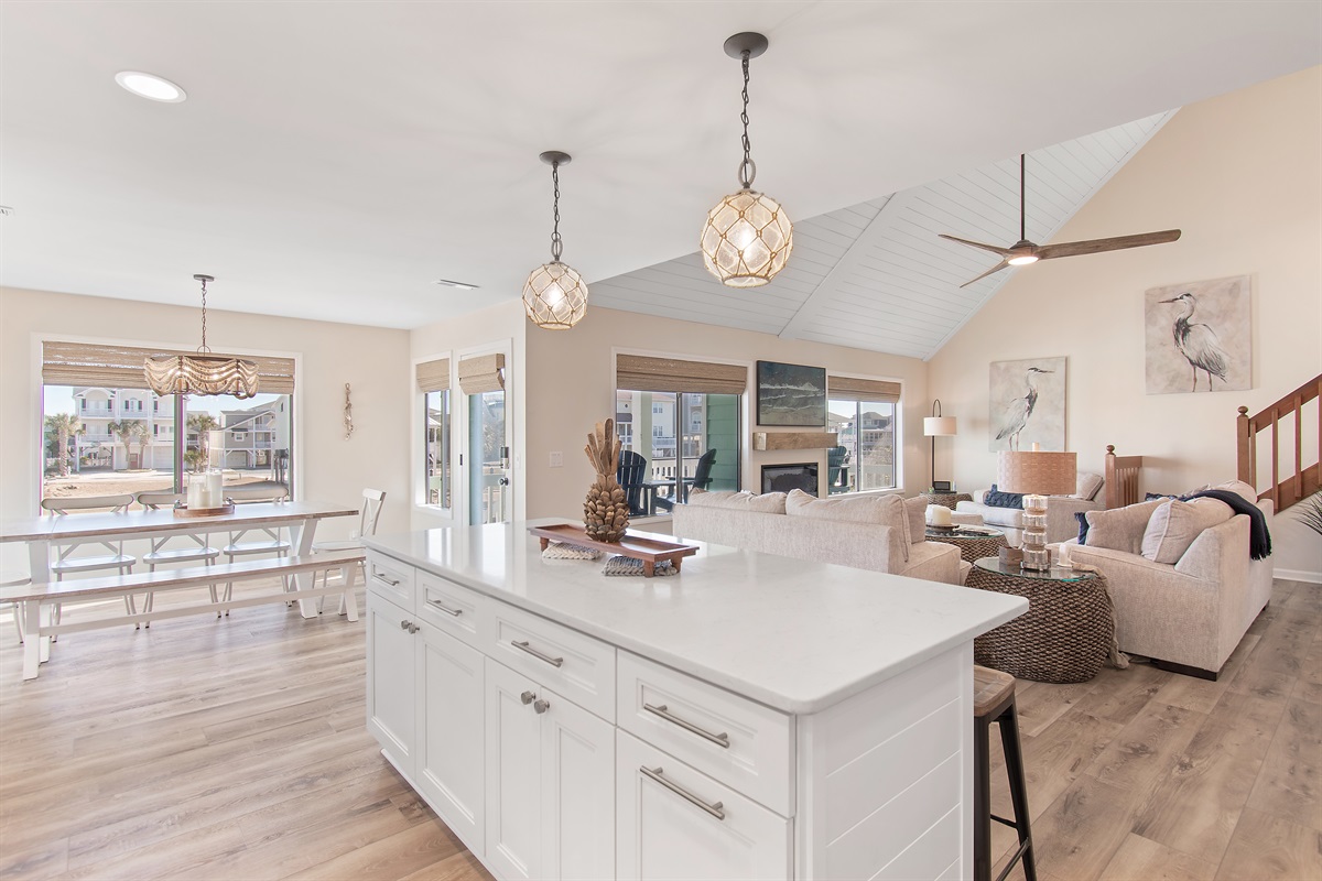  Modern open floor plan directly on deep water canal