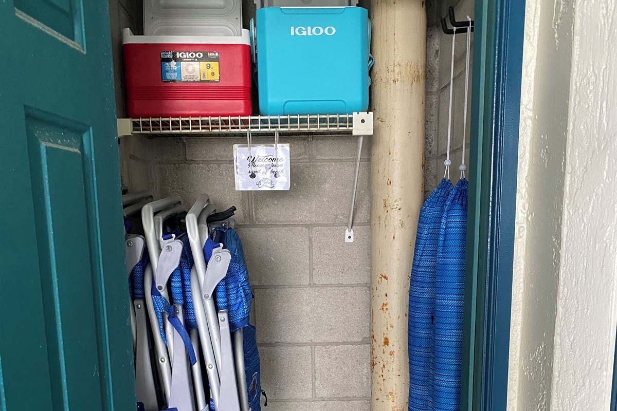 Beach closet