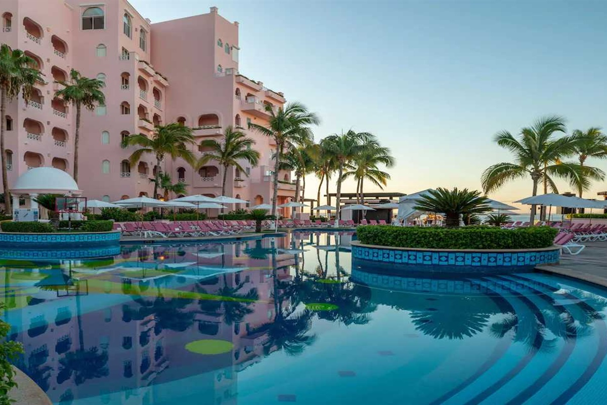 Pools and Beach at Pueblo Bonito Rose, Vacation Travel Exclusives