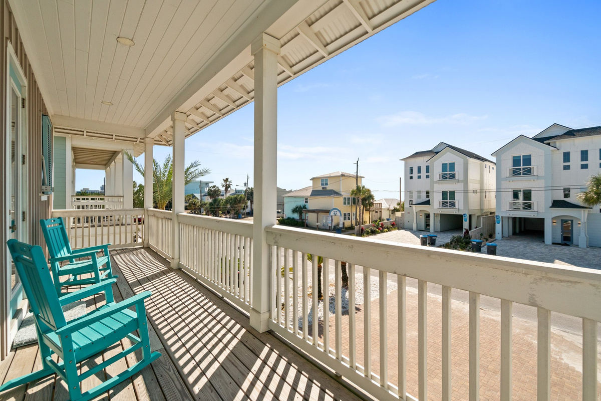 2nd floor balcony off master bedroom