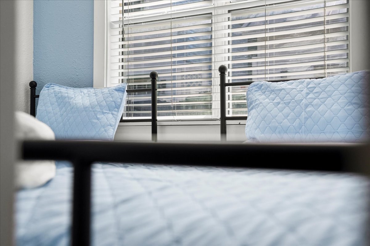 Twin Bedroom with soft mattresses