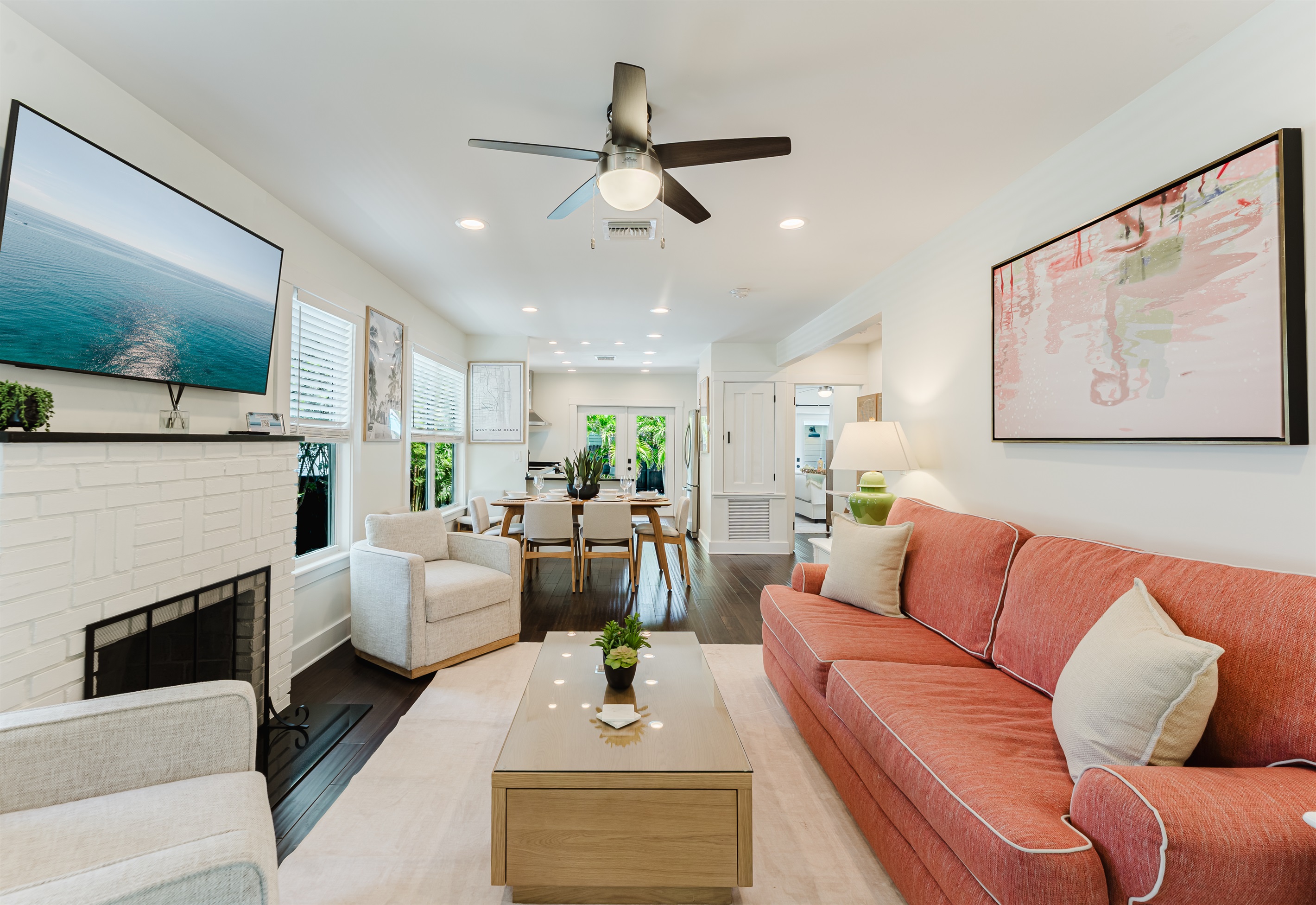 Coral Cove Hideaway | Guest House & Heated Pool! 3