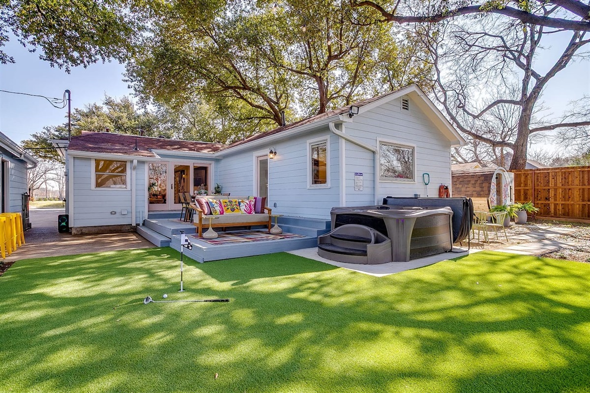 Seamless indoor–outdoor living with direct spa access