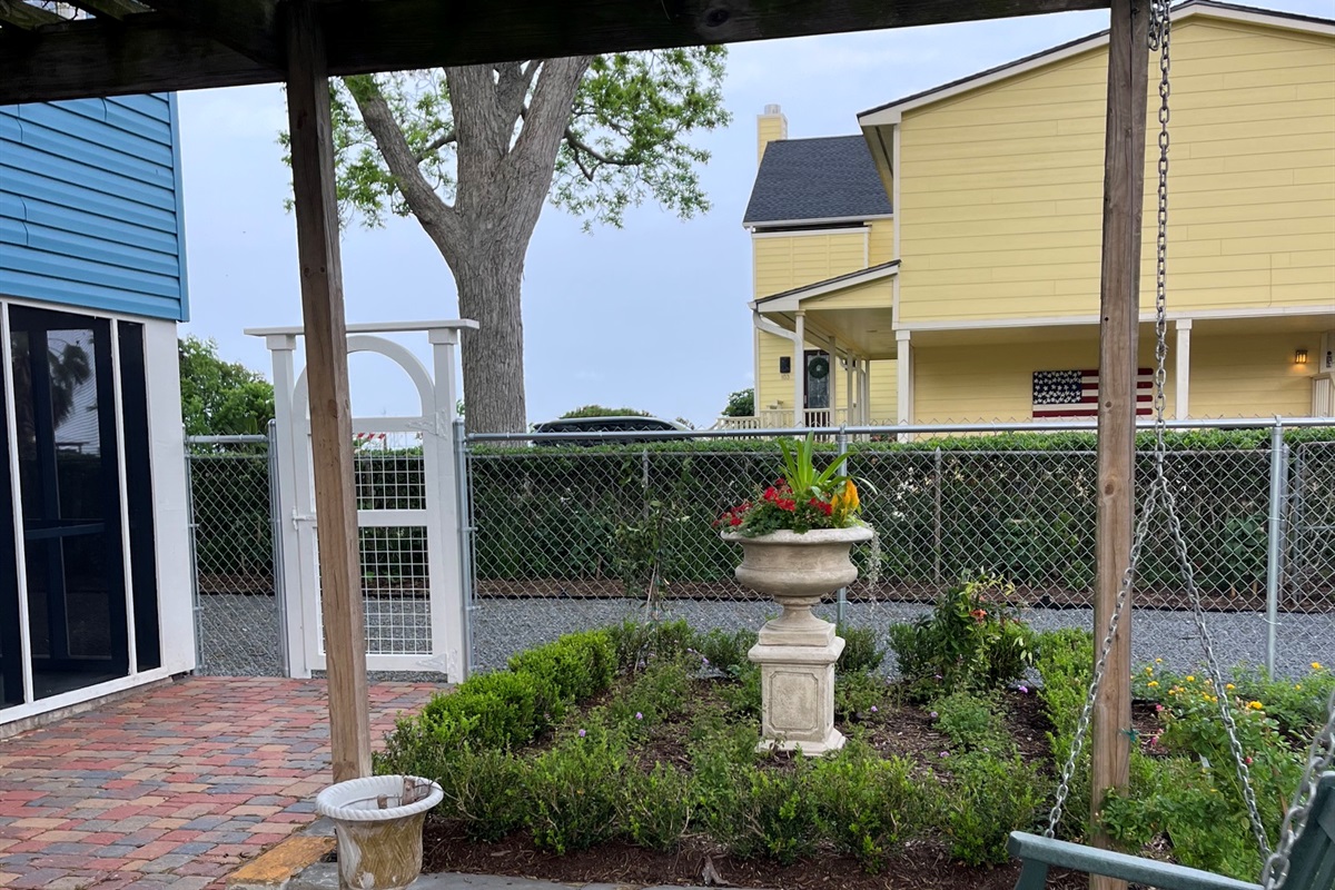 Garden area in another Pergola area near the veranda