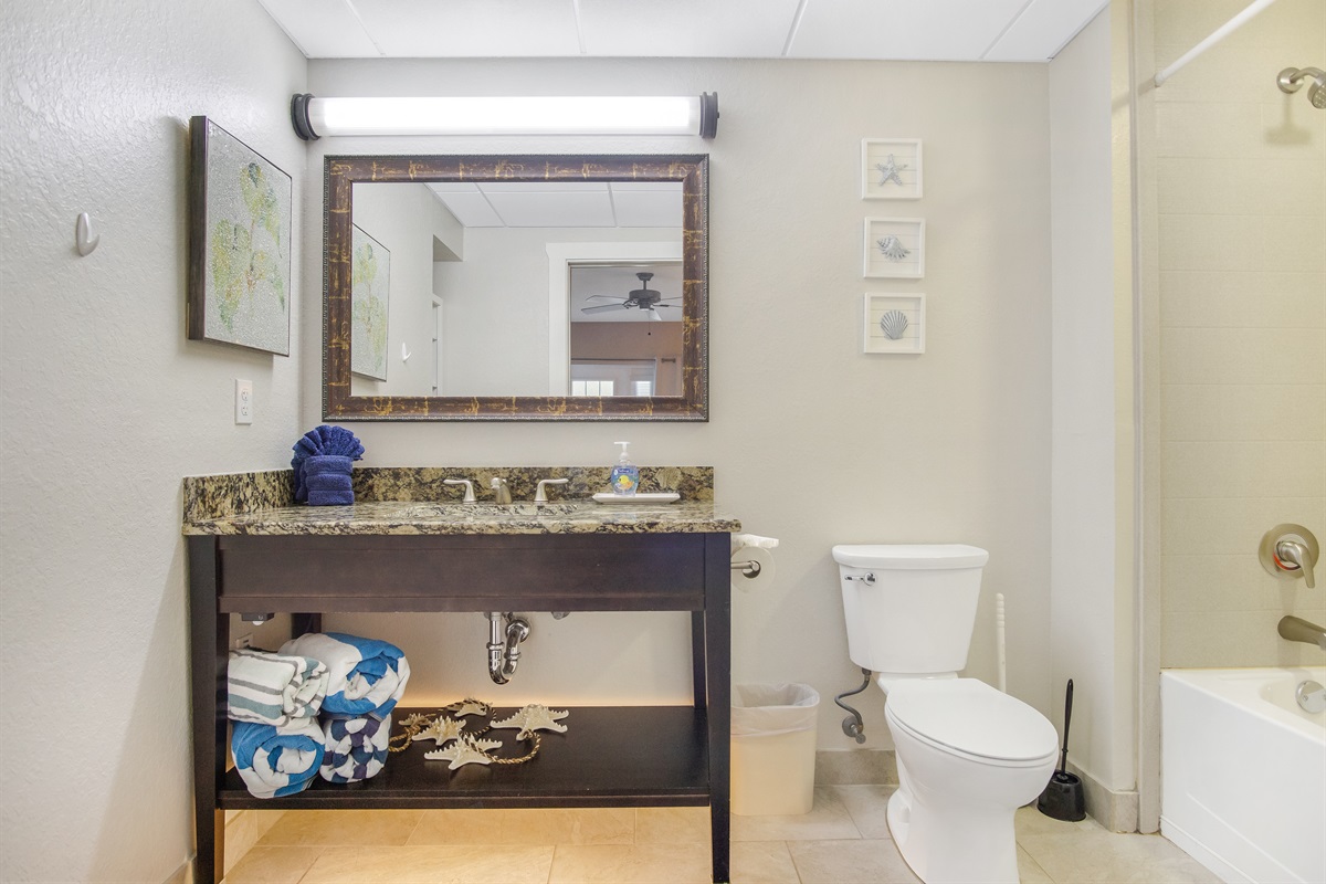 Front bathroom - tub shower combo