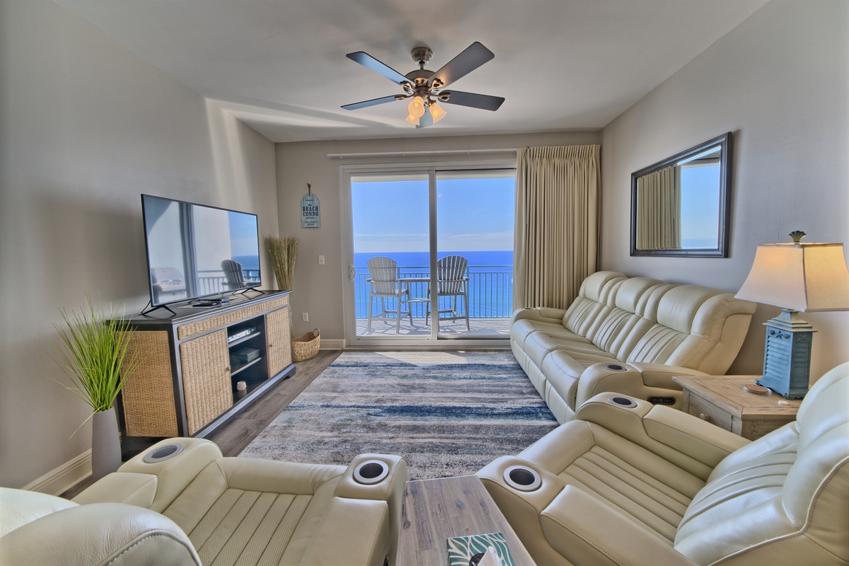 Family Rm & Ocean Views