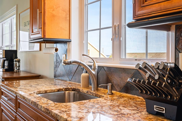 A cozy, welcoming kitchen designed for both cooking and connecting!