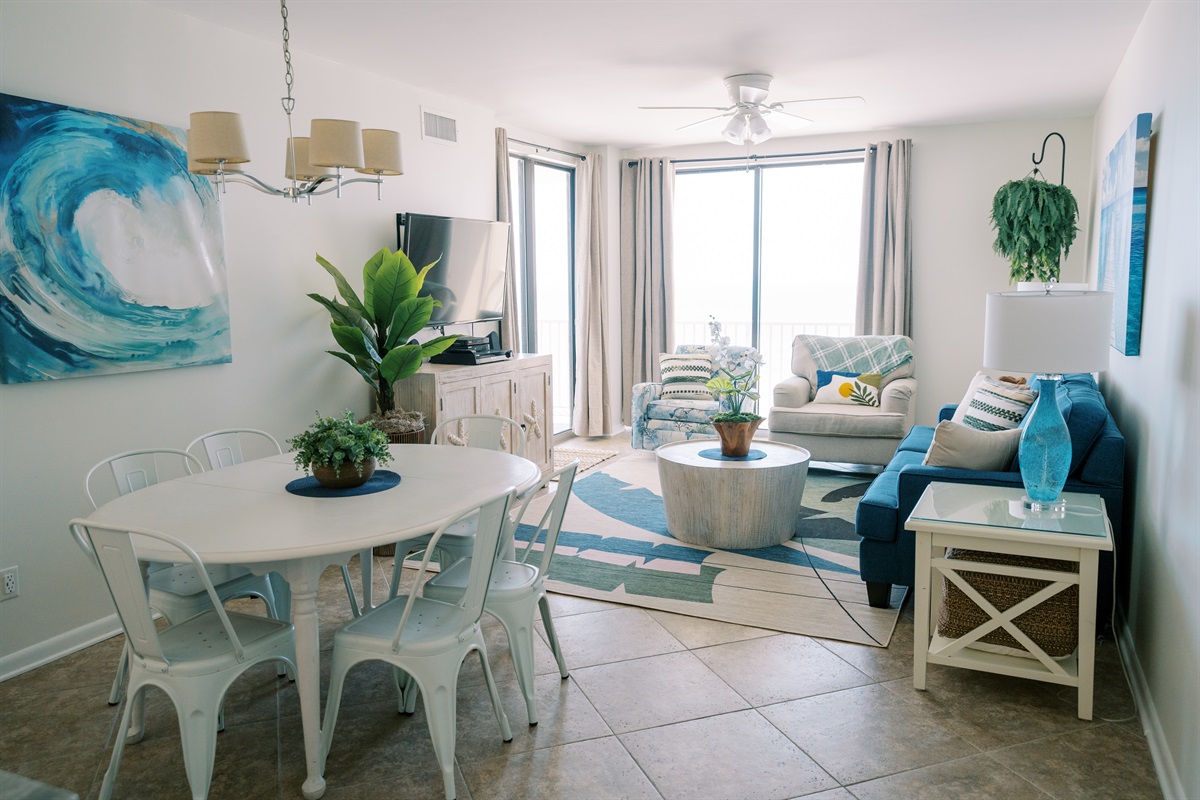 Open, spacious feel - just breathe in deeply and enjoy the fresh ocean air!