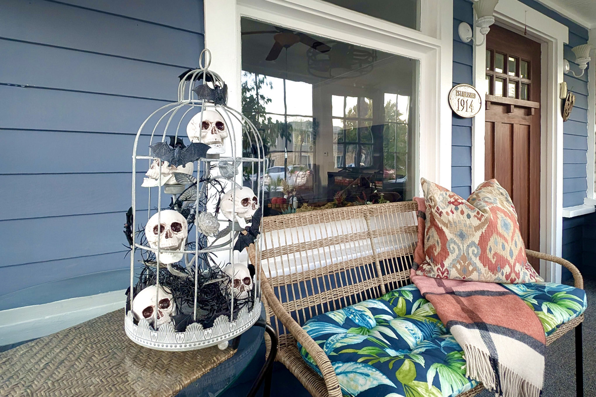 A little Halloween spirit to welcome you! 🎃👻