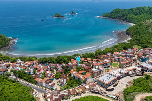 Steps from the Beach | 2BR Flat in Las Catalinas
