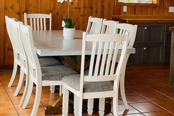 Bright dining space with plenty of seating space for your group.