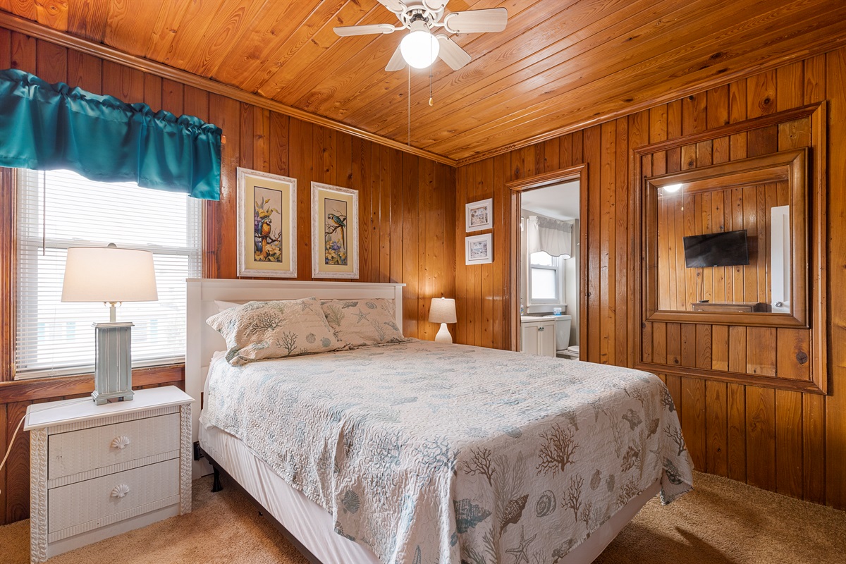 6 Bedroom