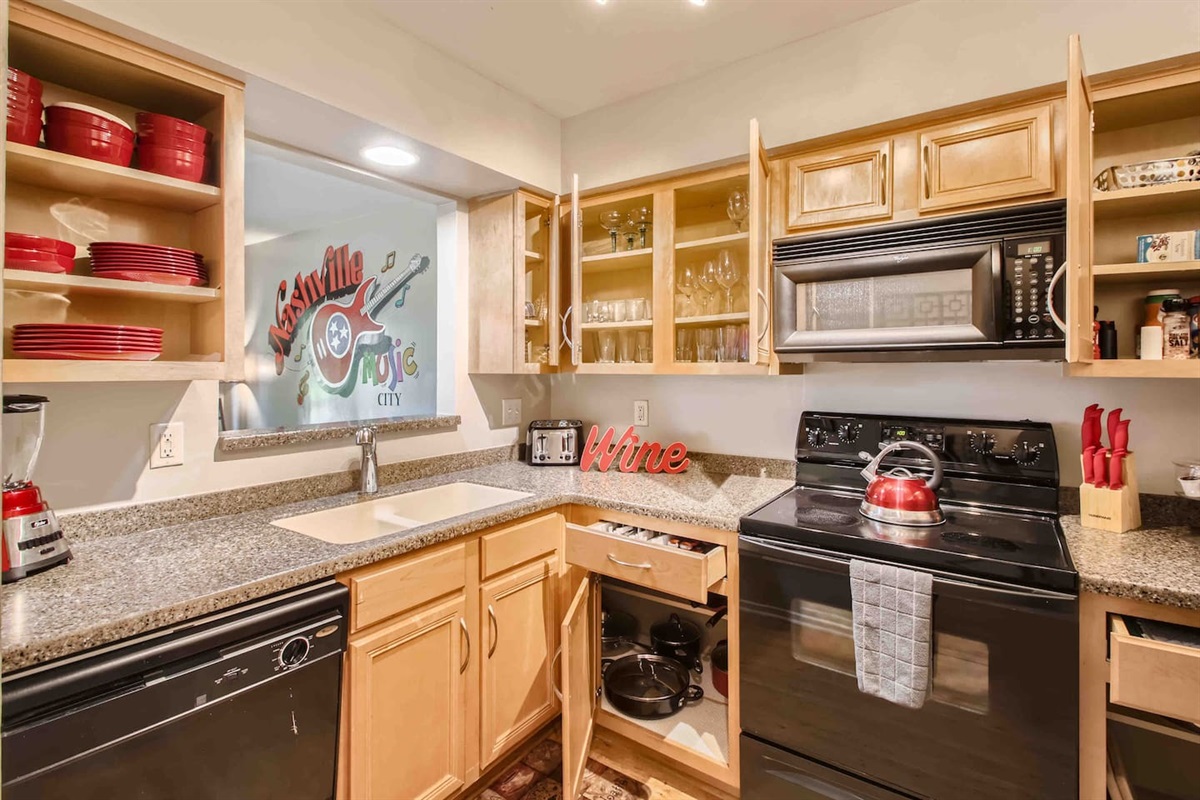 Large fully stocked kitchen 