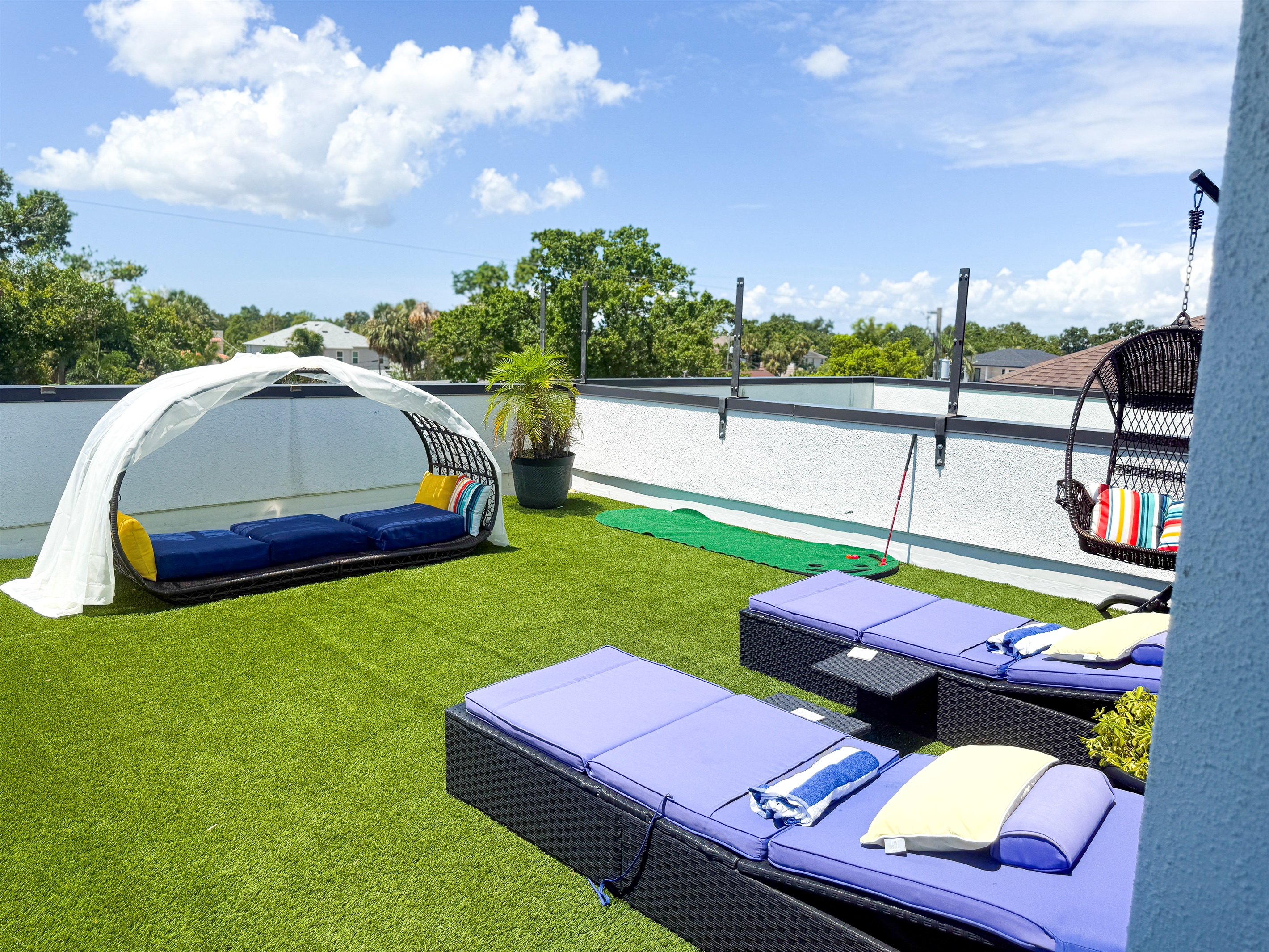 Your Own XXL Private Rooftop for Entertainment