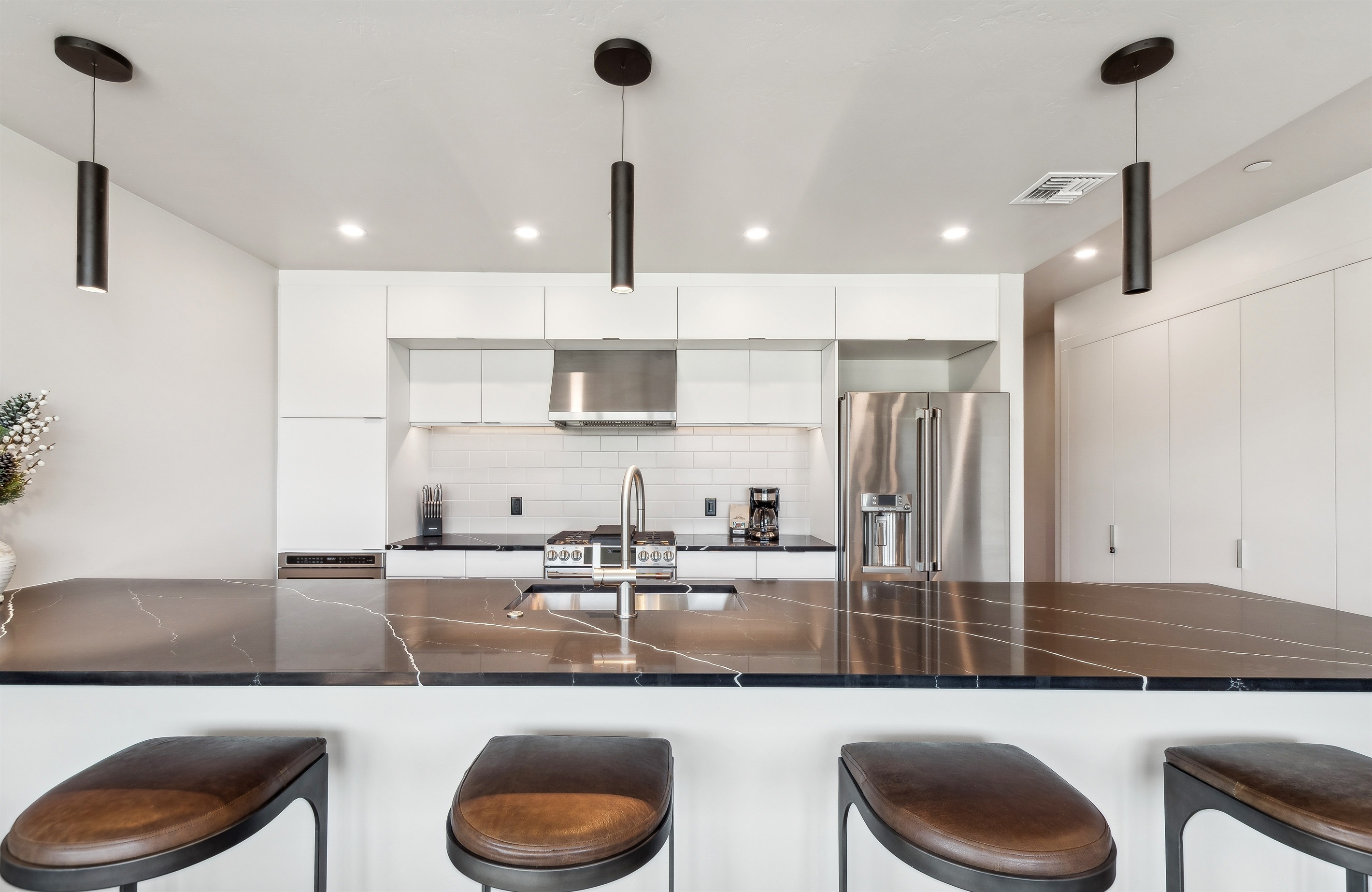 Fully stocked kitchen with brand new appliances