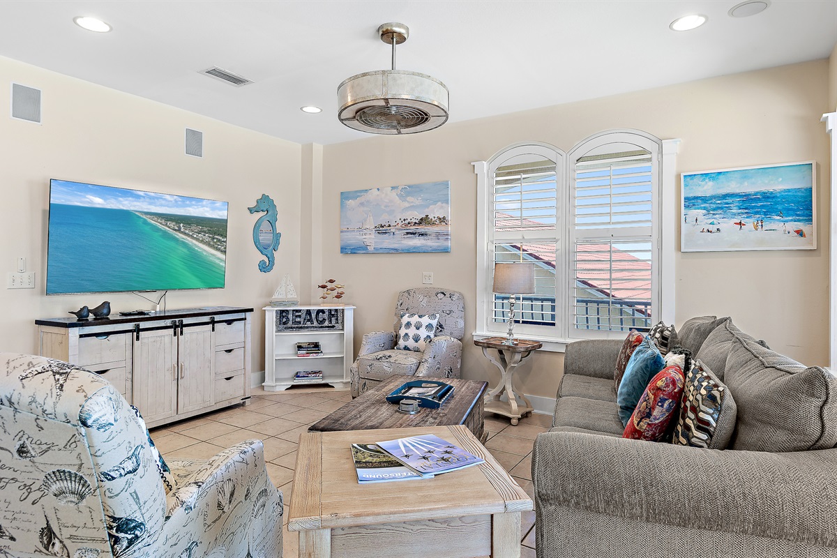 Comfortable Living Area