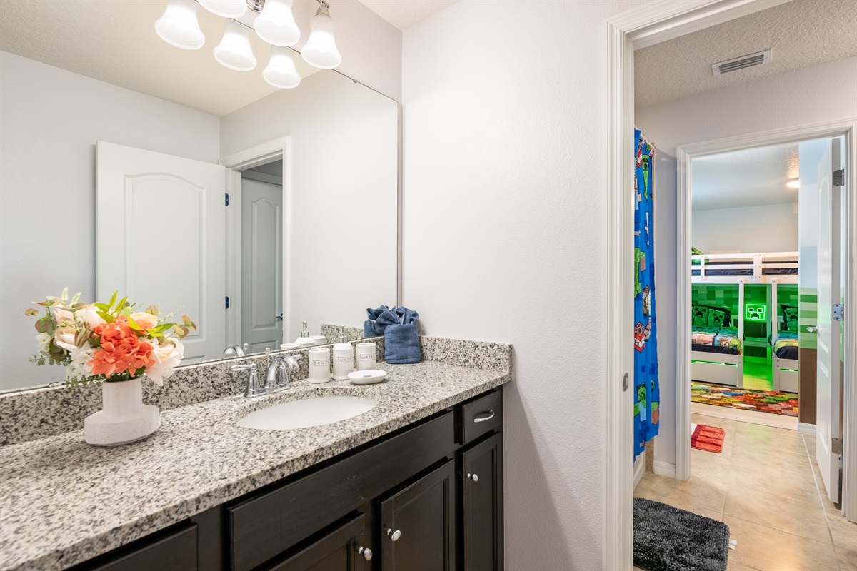 Jack and Jill bathroom is shared by the Harry Potter adult room and the Minecraft Bunk Room