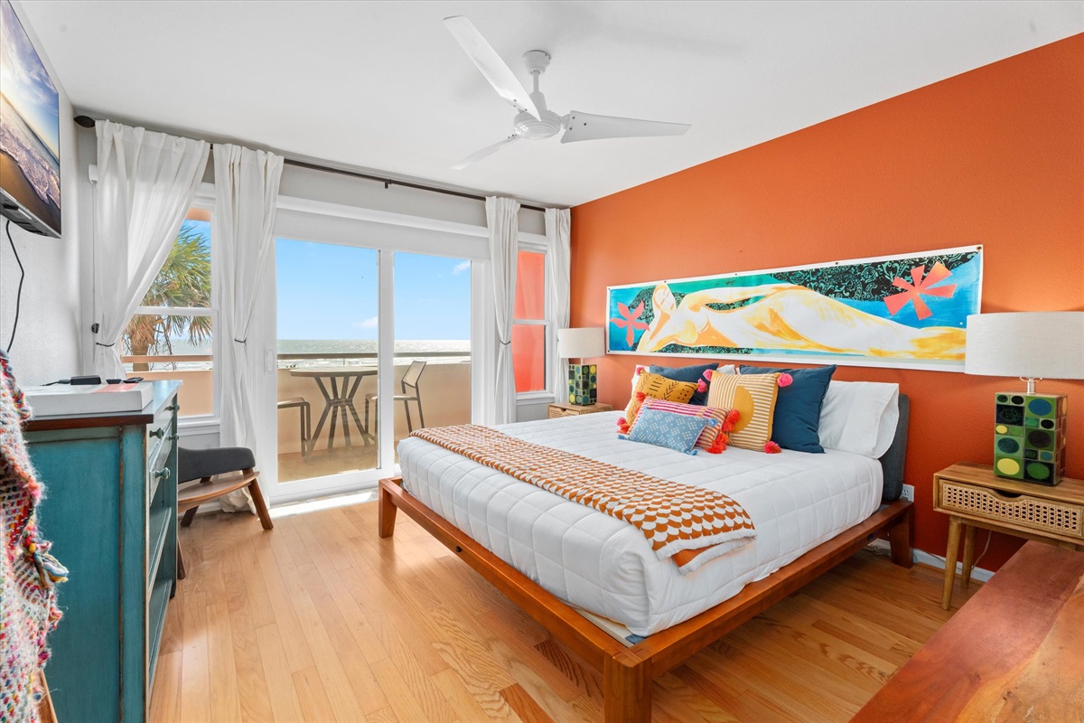 d35a35b1514d4b70a7fdbe5545dea7f8 Large | Beachhouse | Texas | TX | Vacation Homes | Galveston | Crystal Beach | Kokomo | Breezy Days | Beachfront Elegance | Sunrise Serenity | Southern Sands Property Management, LLC