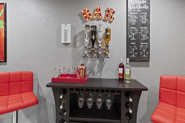 Savor the moment in our stylish bar area, where every sip is accompanied by an ambiance of sophistication.