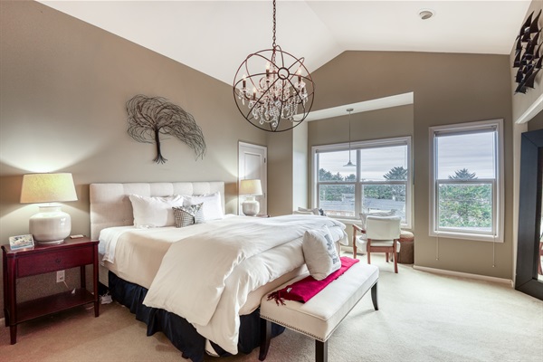 Primary Bedroom w/ Seating Area