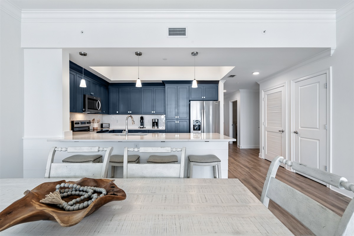 Dining/Kitchen