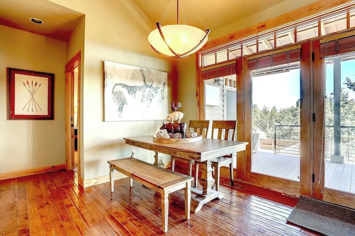 Dining area for 6+ with additional bench (not pictured)
