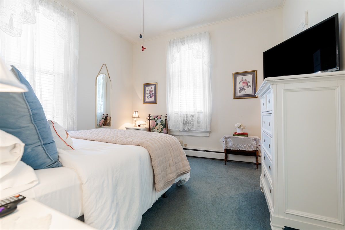 Bedroom #8 "Birdsong Bliss"