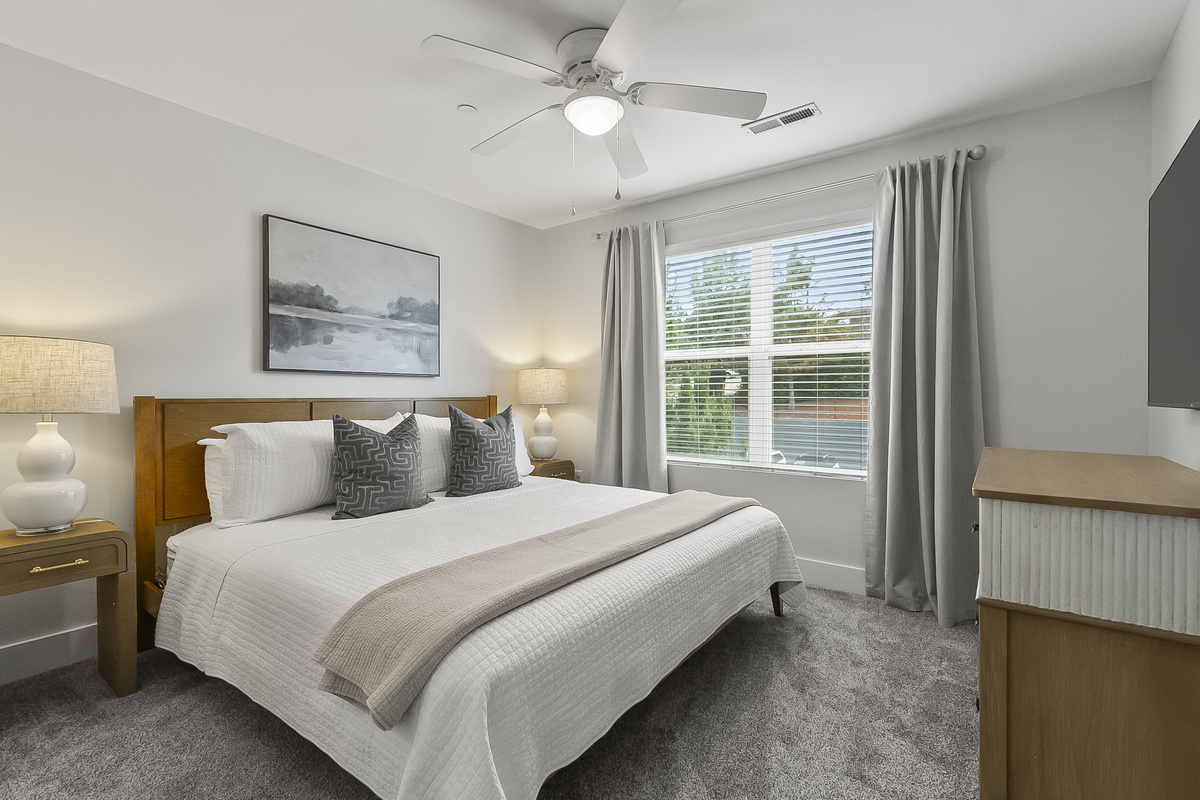 King Bedroom 3