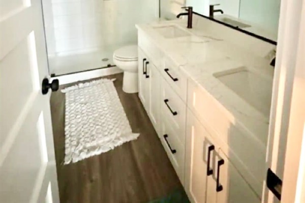 Ensuite